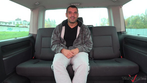 policjantka z niewyzytymi murzynami