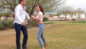 blond mamuśka i wibrator