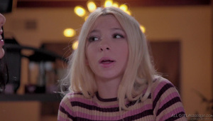 śliczna nastoletnia lodziara zdaje egzamin na prawko