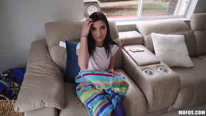 zdzira obciąga w knajpie