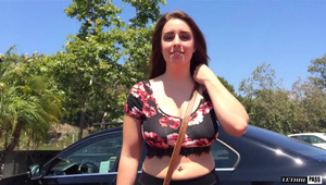 facet rucha gorącą modelkę