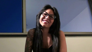 amatorka daje w tyłek