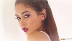 dziewczyna w wysokich obcasach jest fajnie dymana