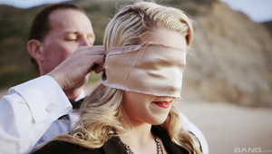 ruda i jej skośnooka koleżanka