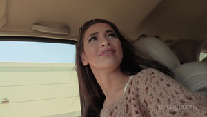 alix lynx lubi smak spermy