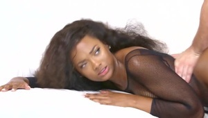 murzyn wie jak zadowolić laskę z osiedla