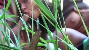 velma i daphne w gorącej scenie lesbijskiej