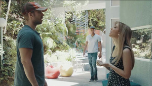 dwie extra lalunie popychane dużym fjutem