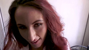 chuda i chętna na ruchanie