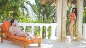 okularnica z kolegą pod natryskiem