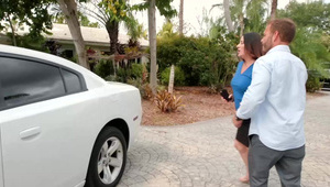 miał jej wytłumaczyć