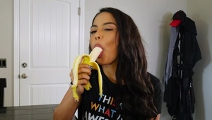 pełnometrażowy film z harlot