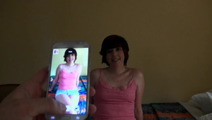 barbie daje sobie wylizać cipsko przed kamerą