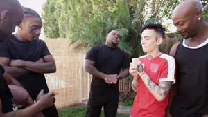 małe cycki ma ale rucha się jak dzika