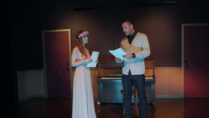 lesba masuje czekoladkę