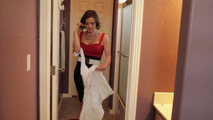 każdy chce dotknąć jej dziurkę