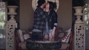 szybki lodzik gdzieś na plaży