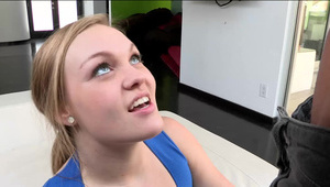 śliczne oczka i słodkie usta