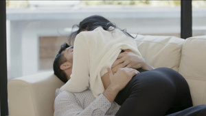 dogodził w jej dupie