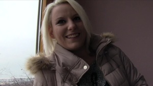 owłosiona azjatka pieprzona klasycznie