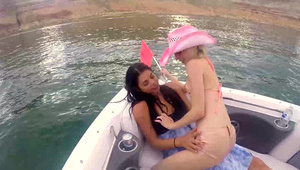 dobra laseczka podskakuje na kutasie