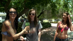 brooklyn chase i penny pax w trojkącie