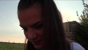 wysokie szpile i lateksowe wdzianko