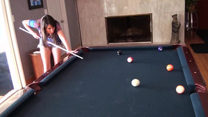 seksowna anissa kate ssie kutasa na kafelkach