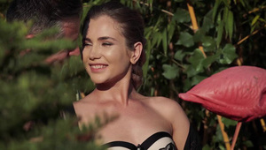 młoda modelka z pięknym ciałkiem