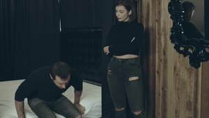 zmysłowa parka kocha się na białej pościeli