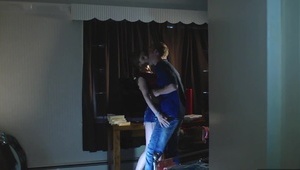 portorykanka z długimi czarnymi włosami nabita na grubego kutasa