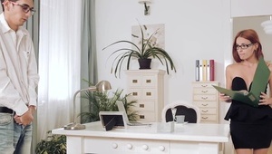 dojrzałe uległe lesby zmuszone do seksu ze straponem