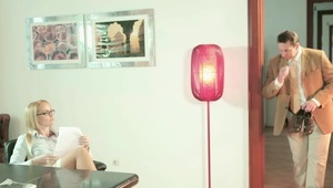 wielki biust zboczonej dupodajki