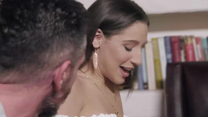 przyłapana w kiblu na masturbacji