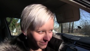 cycate blondyny delikatnie się pieszczą