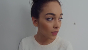 siwy koleś ze związaną babką