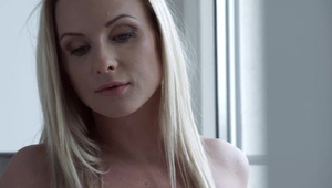 niezły numerek z ciemnowłosą amatorką