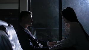 laska z naturalnymi cycami i murzyn