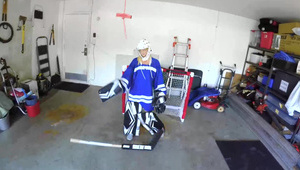 cycata studentka zabawia się z facetami