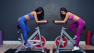 ostry sex w barze z jedną dupeczką