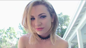 murzynka całowana po pośladkach