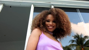 ruda laska zabiera się za wspaniałą niunią