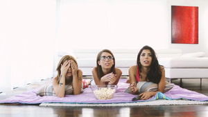 czekoladowy farciarz ze studentkami