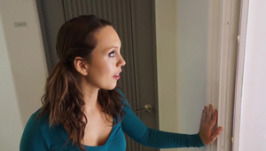 młoda cycata masturbantka