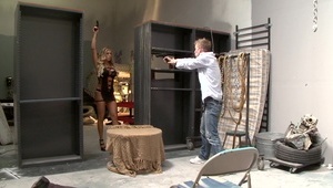 laska w kitkach ciągnie pałę