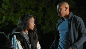 blond laseczka ma rudą piczkę