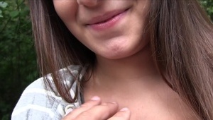 wyruchał babcię na łózku