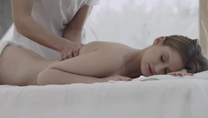 musiała zabawić się sama