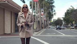 blondyneczka ma ochotę na anala