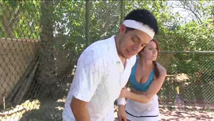 trzy suczki zapinają swoje dziurki